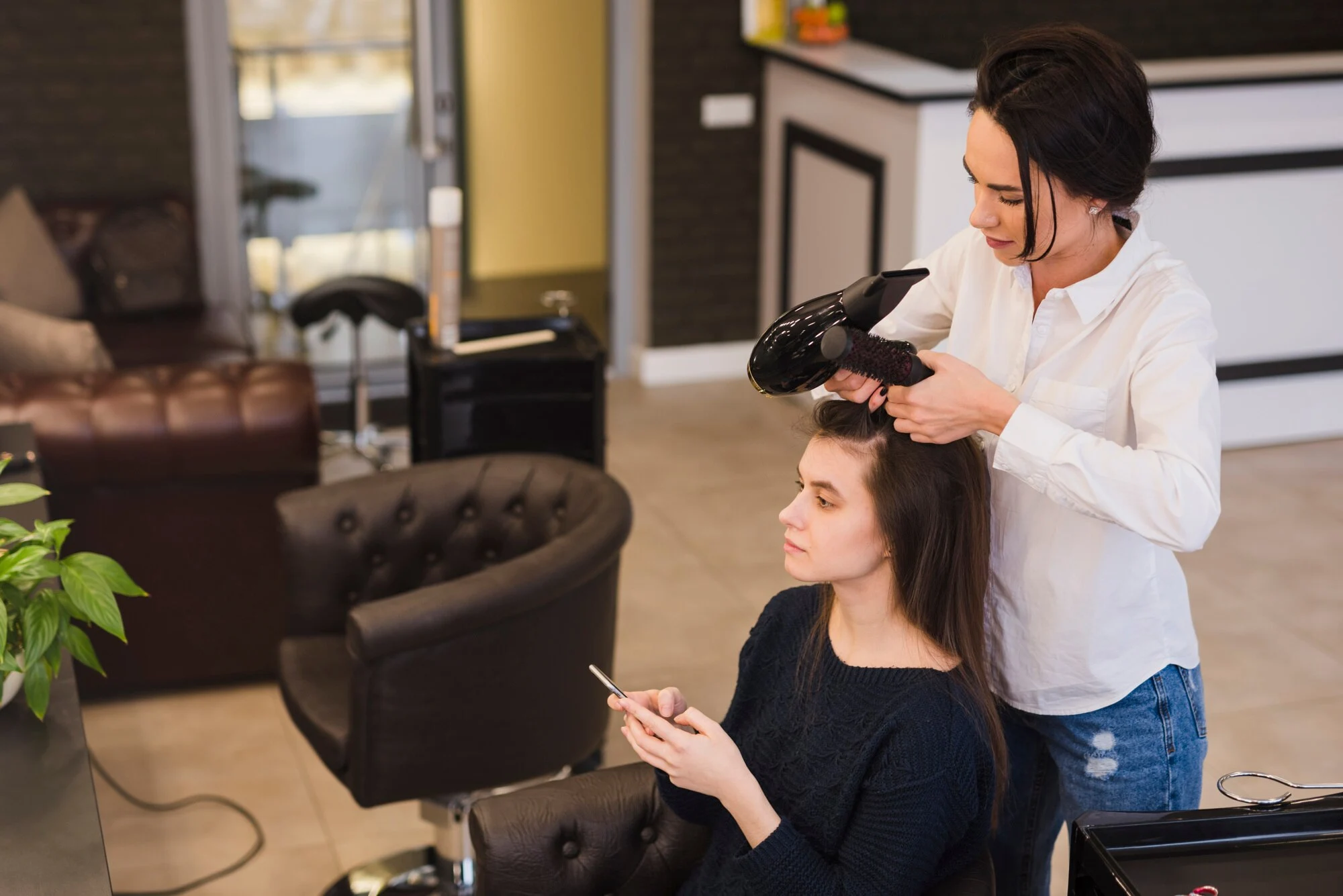 Understanding the importance of a luxurious salon experience